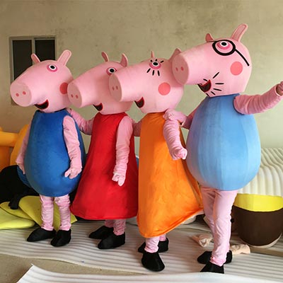 小猪一家人人偶服装生产